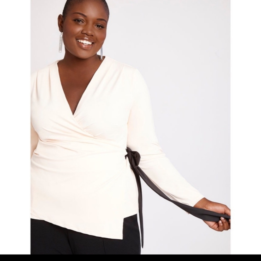 Eloquii Wrap around Top Size 22